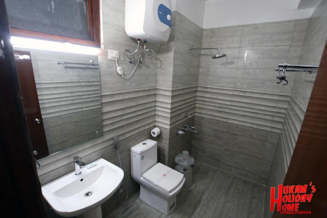Hotel Hukam'S Holiday Home Kasol Exterior foto