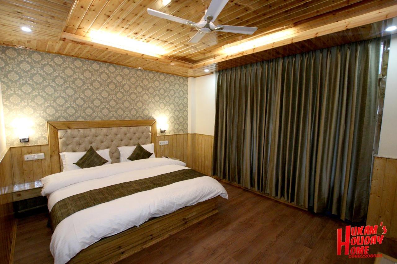 Hotel Hukam'S Holiday Home Kasol Exterior foto